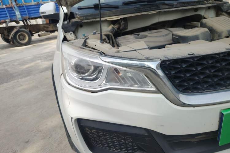 Used Cowin V3 2016 1.5L Manual SmartConnect II Navigation Version Right Front Headlight