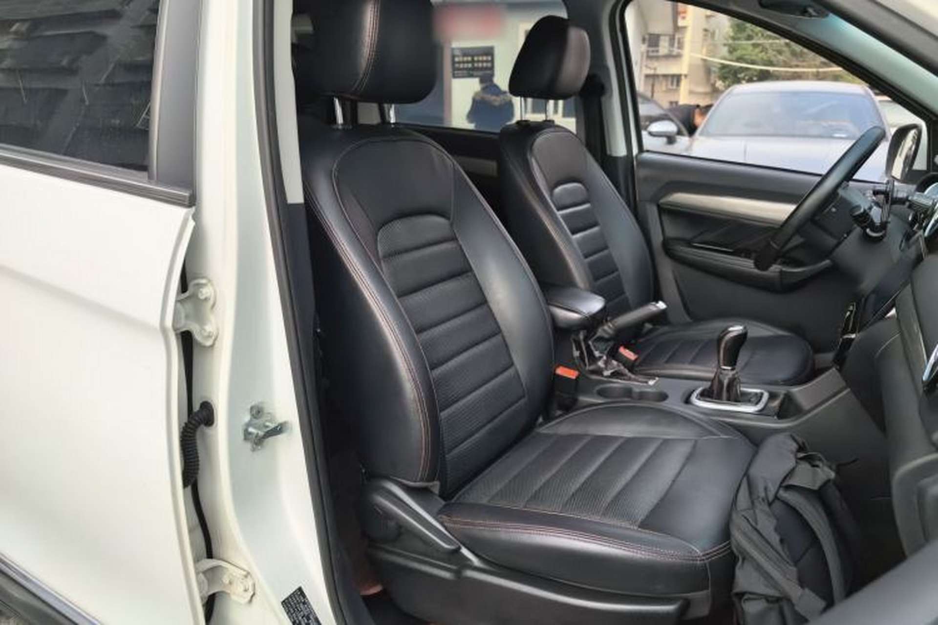 Used Cowin V3 2016 1.5L Manual SmartLink III Right Front Seat