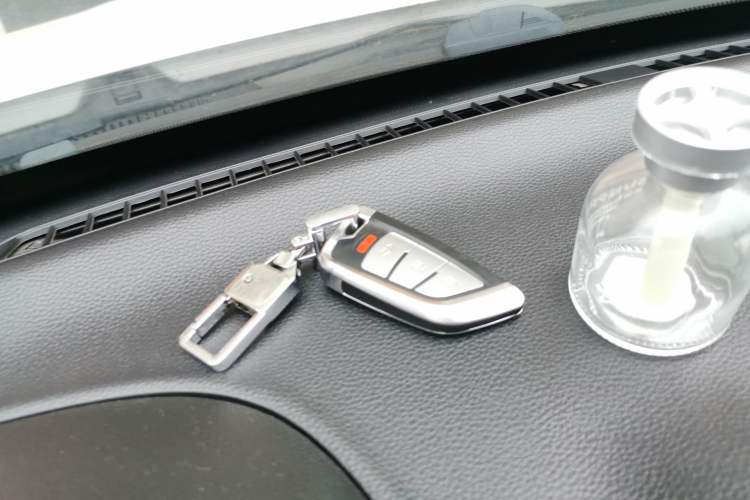 Used Cowin V3 2016 1.5L Automatic SmartLink III Vehicle Key