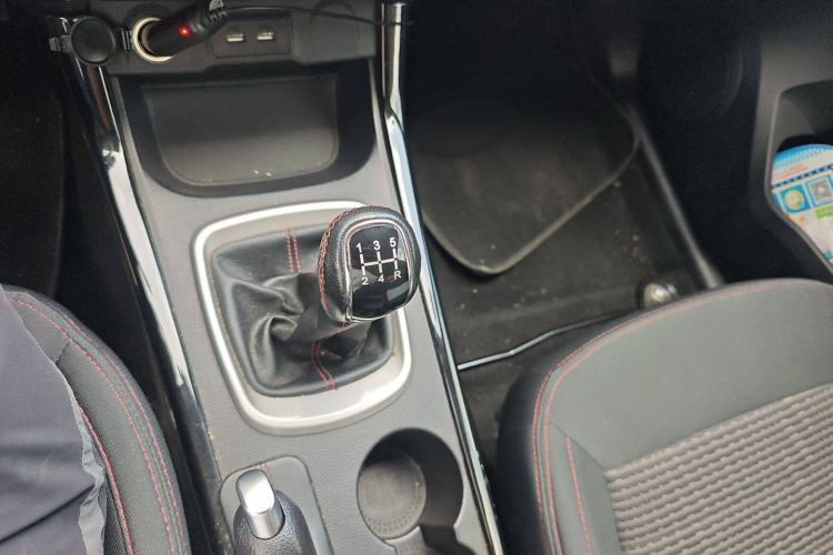 Used Cowin X3 2019 1.5L Manual Smart Edition Gear Lever