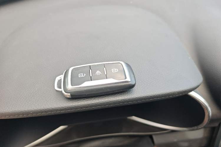 Used Cowin X3 2019 1.5L Manual Smart Edition Interior 1