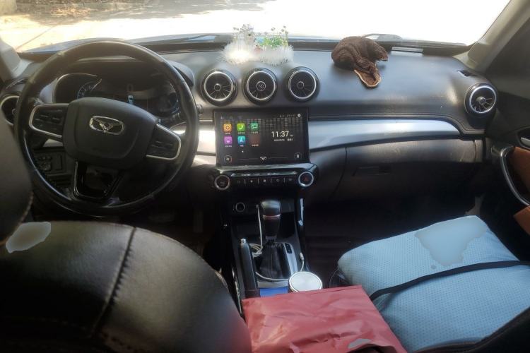 Used Cowin X3 2016 1.6L CVT Enthusiast Edition Center Console