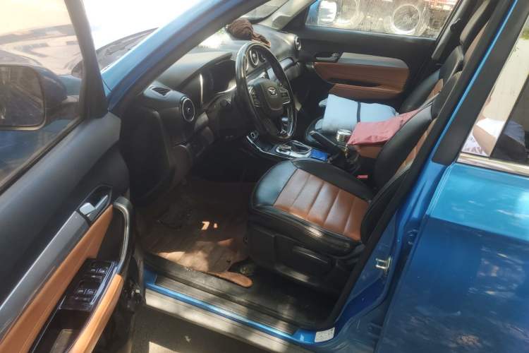 Used Cowin X3 2016 1.6L CVT Enthusiast Edition Driver Seat