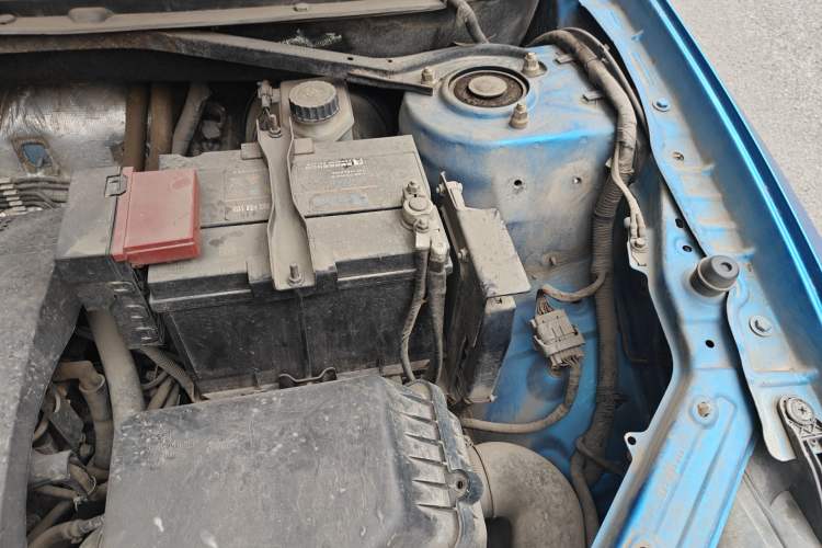 Used Cowin X3 2016 1.6L CVT Enthusiast Edition Engine Bay Left