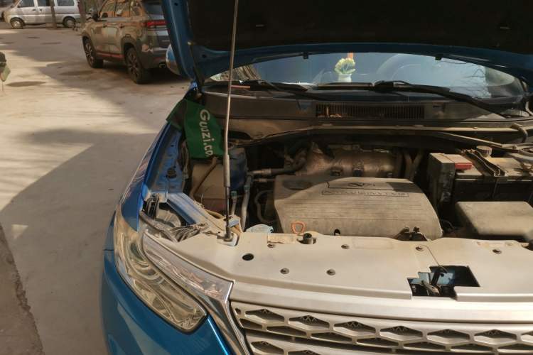 Used Cowin X3 2016 1.6L Manual Enthusiast Edition Engine Bay Right
