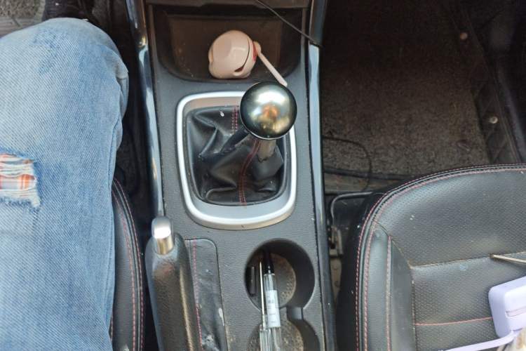 Used Cowin X3 2016 1.6L Manual Enthusiast Edition Gear Lever