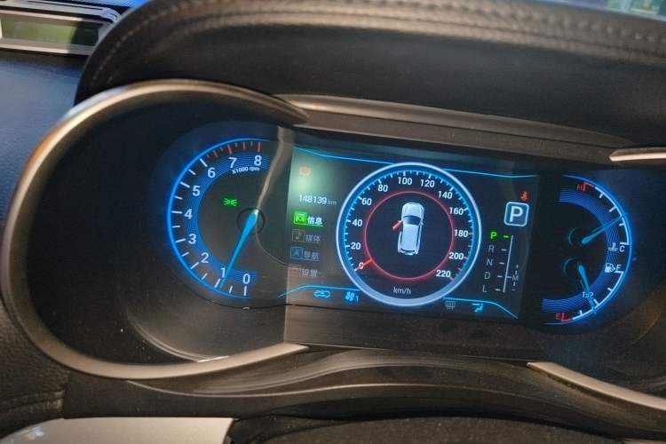 Used Cowin X3 2016 1.6L CVT Smart Connect III Version Odometer Close Up
