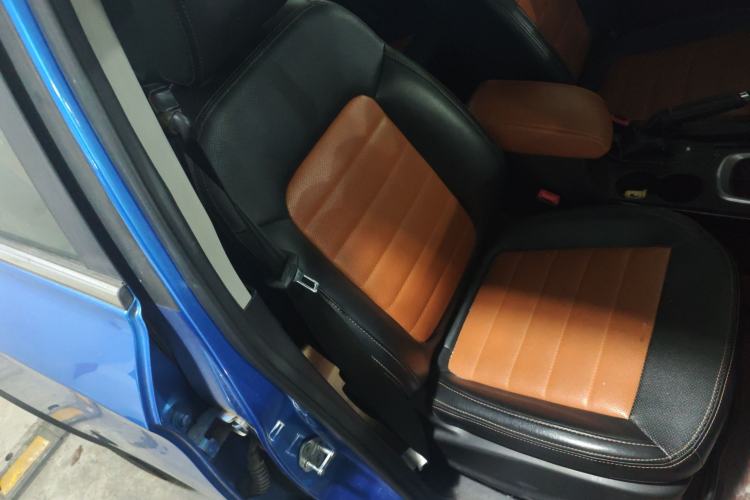 Used Cowin X3 2016 1.6L Manual Enthusiast Edition Right Front Seat
