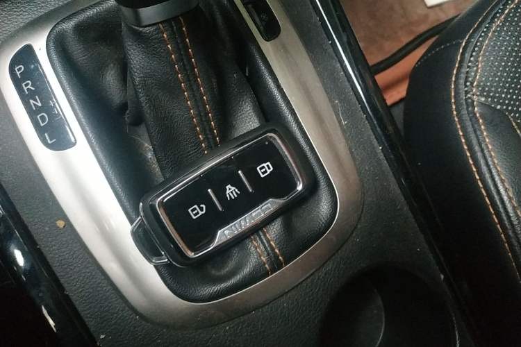 Used Cowin X3 2016 1.6L CVT Smart Connect III Version Vehicle Key