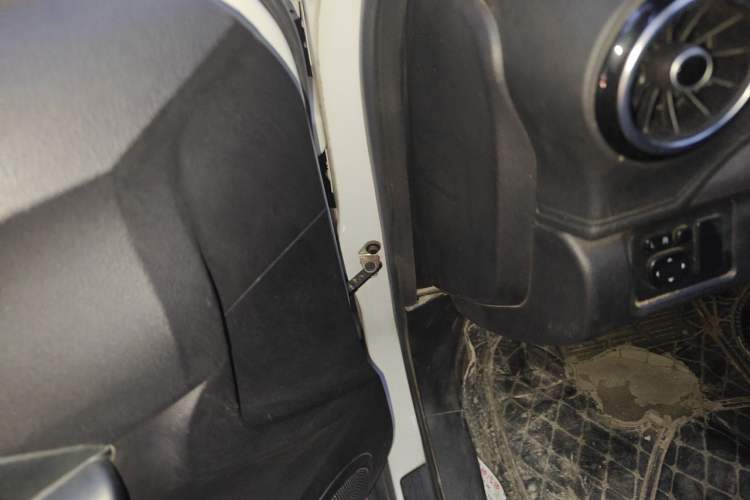 Used Cowin X3 2016 1.6L Manual Enthusiast Edition Driver Seat