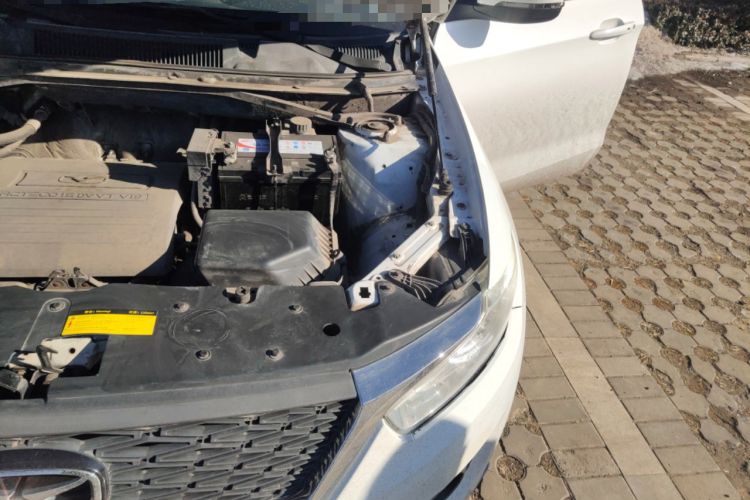 Used Cowin X3 2016 1.6L Manual Enthusiast Edition Engine Bay Left