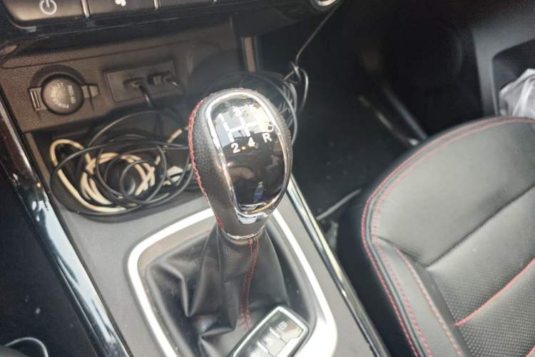 Used Cowin X3 2016 1.6L Manual Enthusiast Edition Gear Lever