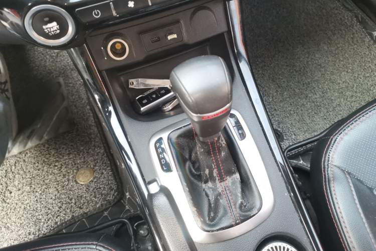 Used Cowin X3 2016 1.6L CVT Smart Connect V Edition Gear Lever