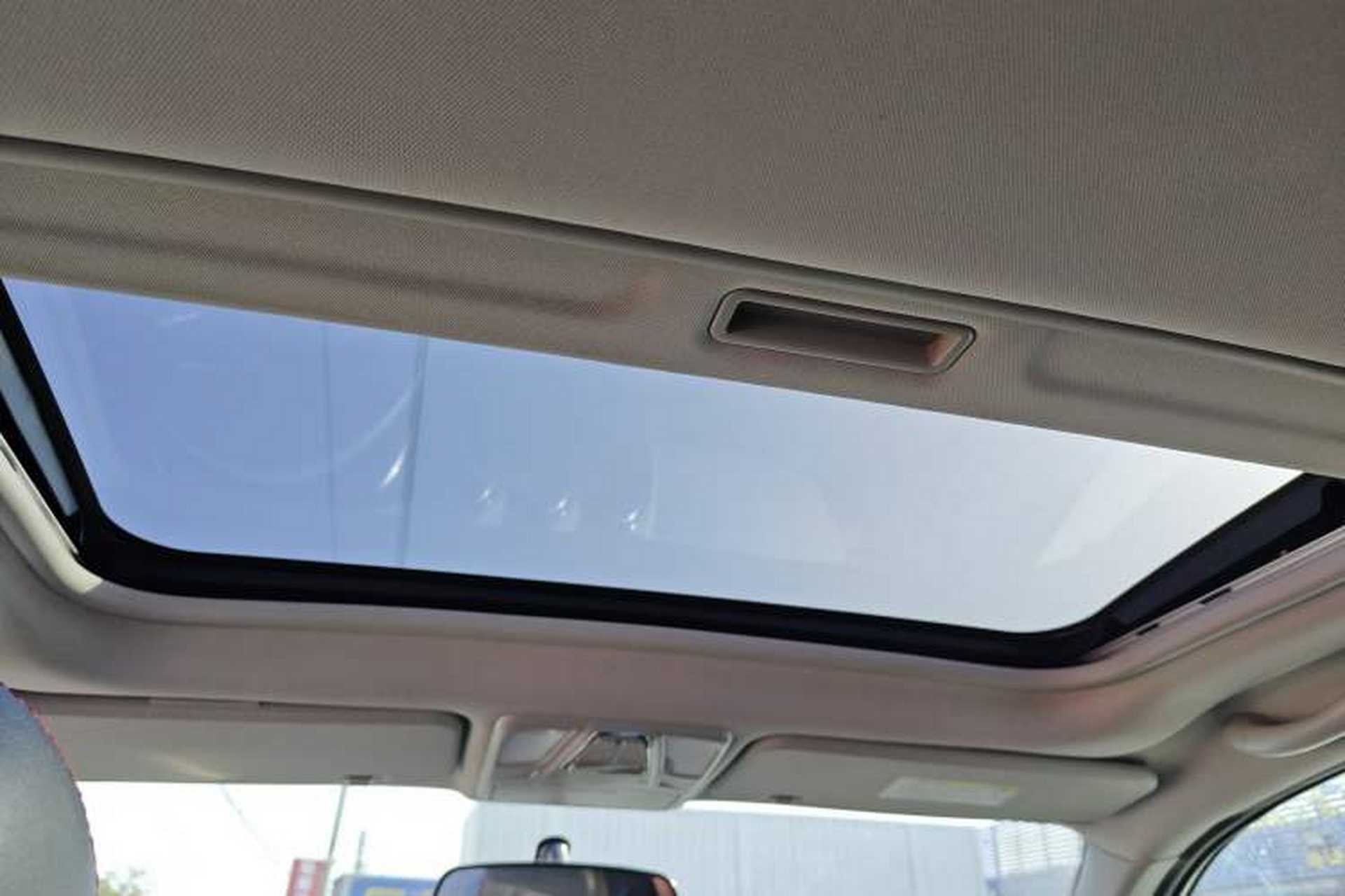 Used Cowin X3 2016 1.6L CVT Smart Connect III Version Headliner