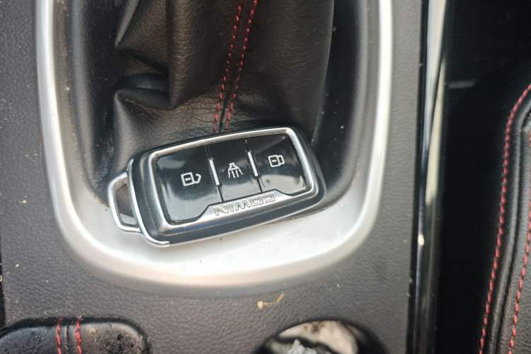 Used Cowin X3 2016 1.6L Manual Enthusiast Edition Interior 1