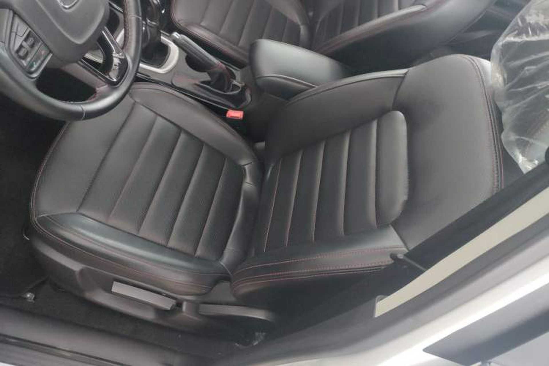 Used Cowin X3 2016 1.6L Manual SmartConnect III Version Interior 3