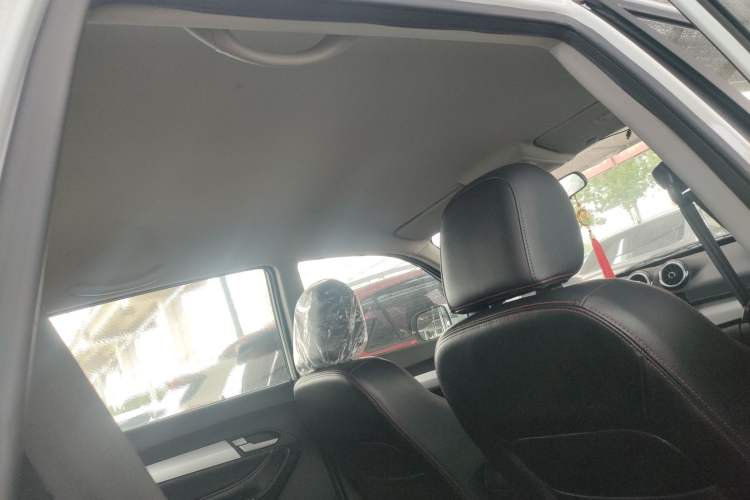 Used Cowin X3 2016 1.6L Manual SmartConnect III Version Interior 8