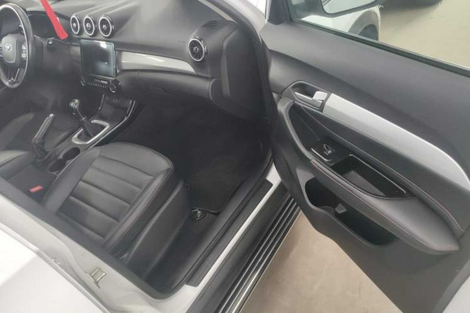 Used Cowin X3 2016 1.6L Manual SmartConnect III Version Interior 9