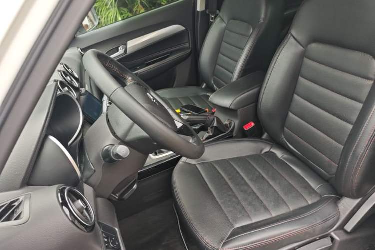 Used Cowin X3 2016 1.6L Manual Enthusiast Edition Left Front Seat