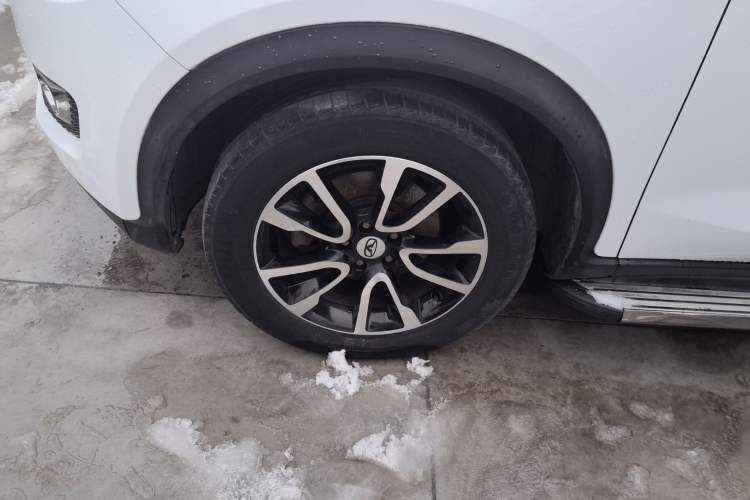 Used Cowin X3 2016 1.6L CVT Smart Connect III Version Left Front Wheel Hub