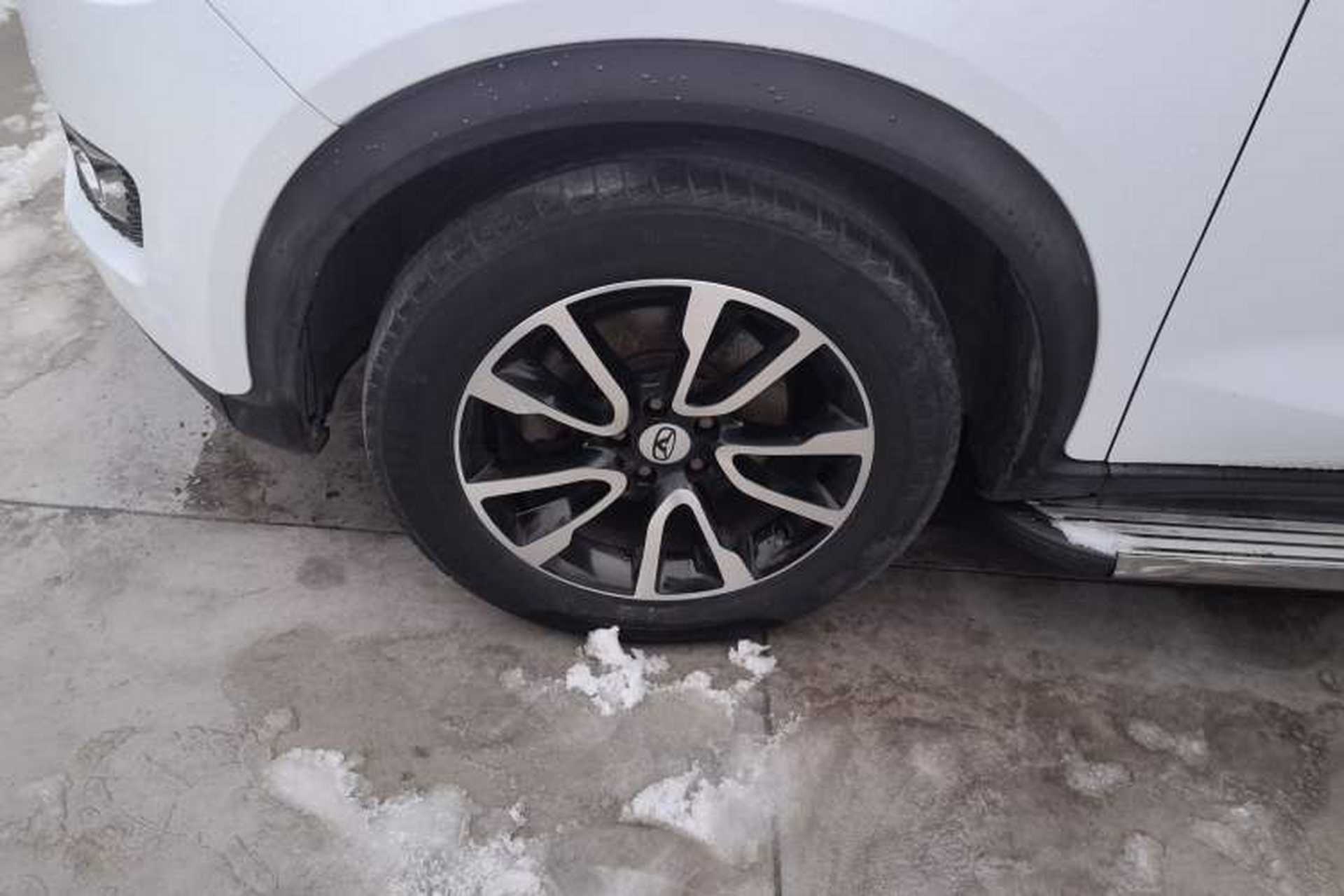 Used Cowin X3 2016 1.6L CVT Smart Connect III Version Left Front Wheel Hub