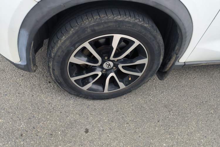 Used Cowin X3 2016 1.6L CVT Smart Connect III Version Left Front Wheel Hub