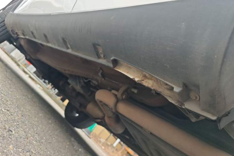 Used Cowin X3 2016 1.6L Manual Enthusiast Edition Left Side Sill