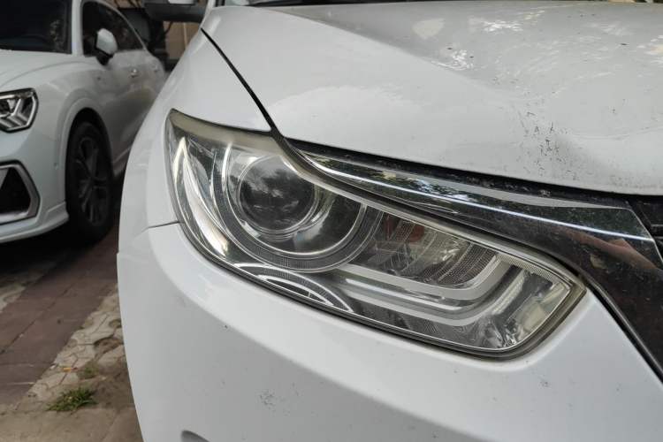 Used Cowin X3 2016 1.6L Manual Enthusiast Edition Right Front Headlight