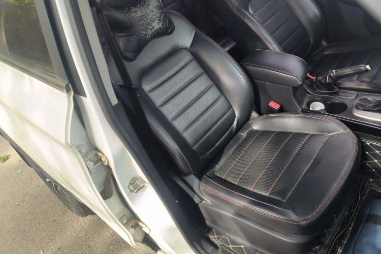 Used Cowin X3 2016 1.6L CVT Smart Connect III Version Right Front Seat