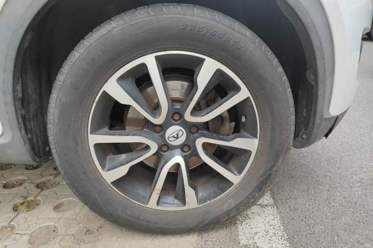 Used Cowin X3 2016 1.6L Manual Enthusiast Edition Right Front Wheel Hub