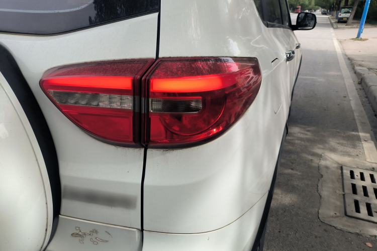 Used Cowin X3 2016 1.6L CVT Smart Connect III Version Right Rear Taillight