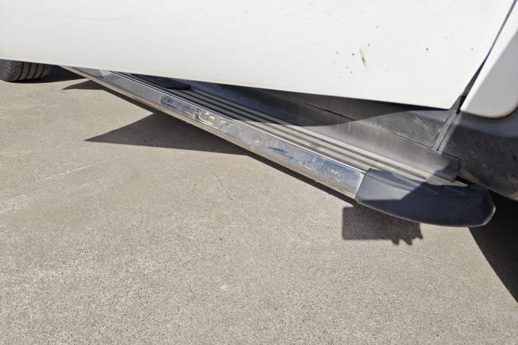Used Cowin X3 2016 1.6L CVT Smart Connect III Version Right Side Sill