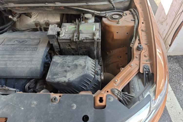 Used Cowin X3 2016 1.6L Manual SmartConnect III Version Engine Bay Left