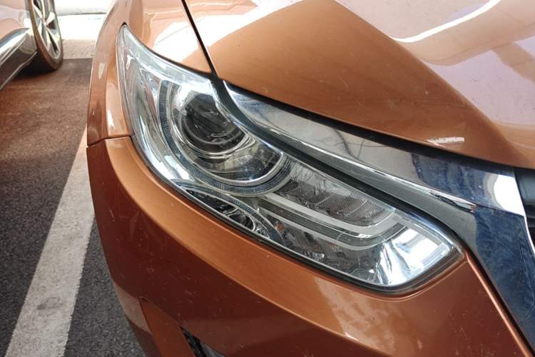 Used Cowin X3 2016 1.6L Manual SmartConnect III Version Right Front Headlight