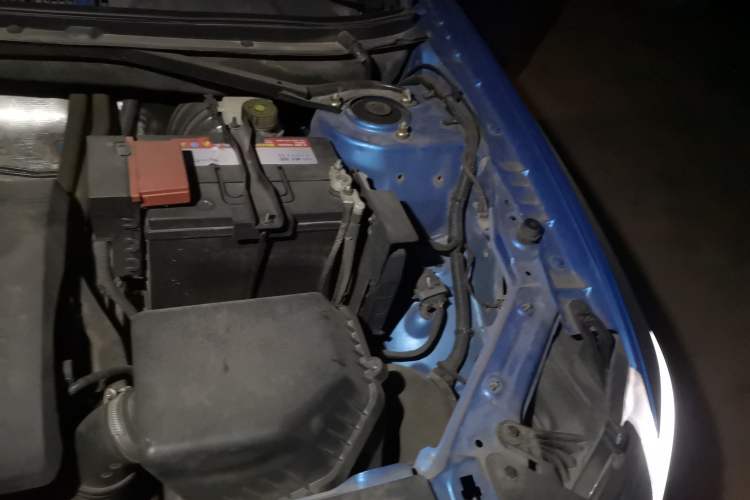 Used Cowin X3 2017 1.6L CVT Enthusiast Edition China V Standard Engine Bay Left