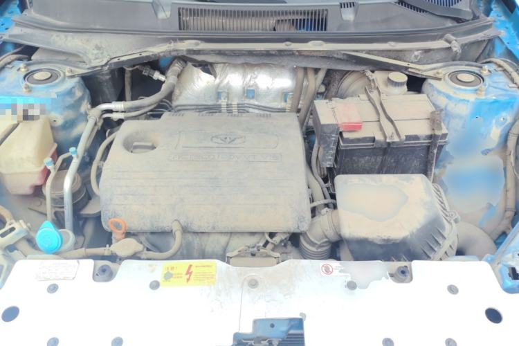 Used Cowin X3 2017 1.6L Manual Flagship Model China V Standard Engine Bay