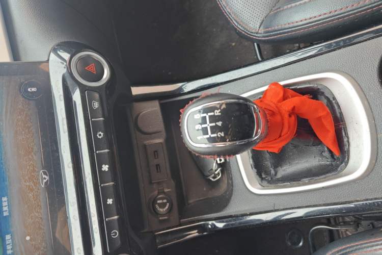 Used Cowin X3 2017 1.6L Manual Enthusiast Edition China V Standard Gear Lever