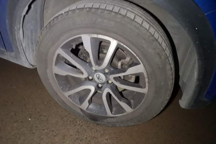 Used Cowin X3 2017 1.6L CVT Enthusiast Edition China V Standard Right Front Wheel Hub