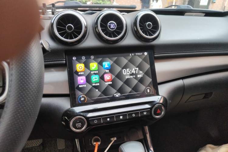 Used Cowin X3 2017 1.6L CVT Enthusiast Edition China V Standard Audio And AC Panel
