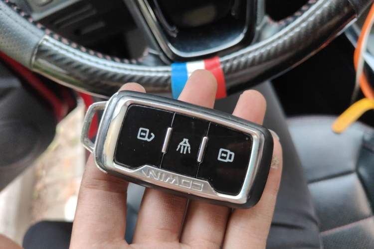 Used Cowin X3 2017 1.6L CVT Enthusiast Edition China V Standard Vehicle Key