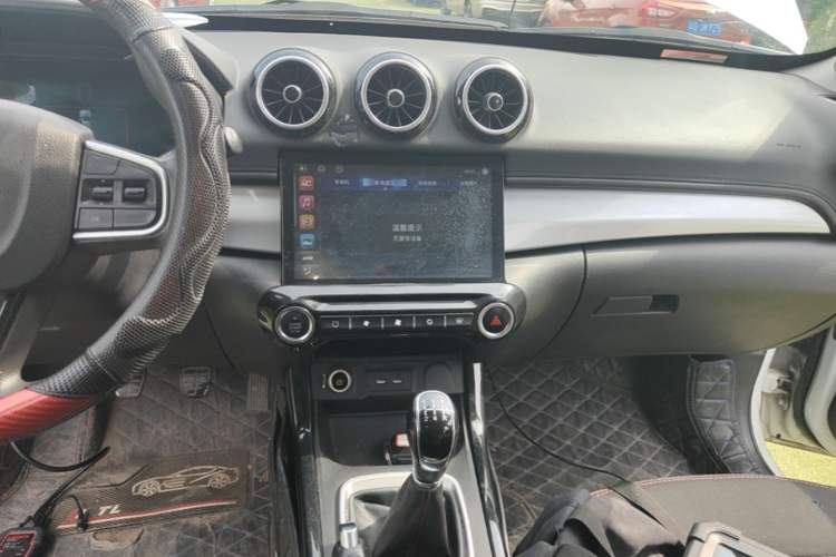Used Cowin X3 2017 1.6L Manual Luxury Edition China V Standard Audio And AC Panel