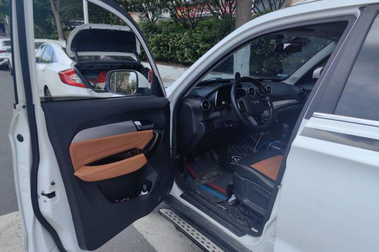 Used Cowin X3 2017 1.6L Manual Enthusiast Edition China V Standard Driver Seat