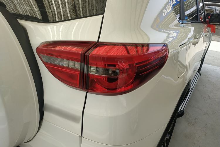 Used Cowin X3 2017 1.6L CVT Enthusiast Edition China V Standard Exterior 3