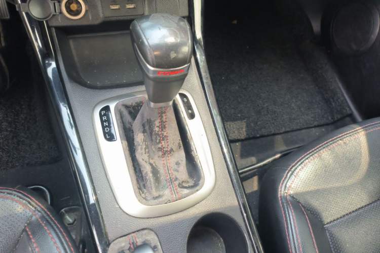 Used Cowin X3 2017 1.6L CVT Luxury Edition China V Standard Gear Lever