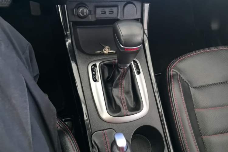 Used Cowin X3 2017 1.6L CVT Enthusiast Edition China V Standard Gear Lever