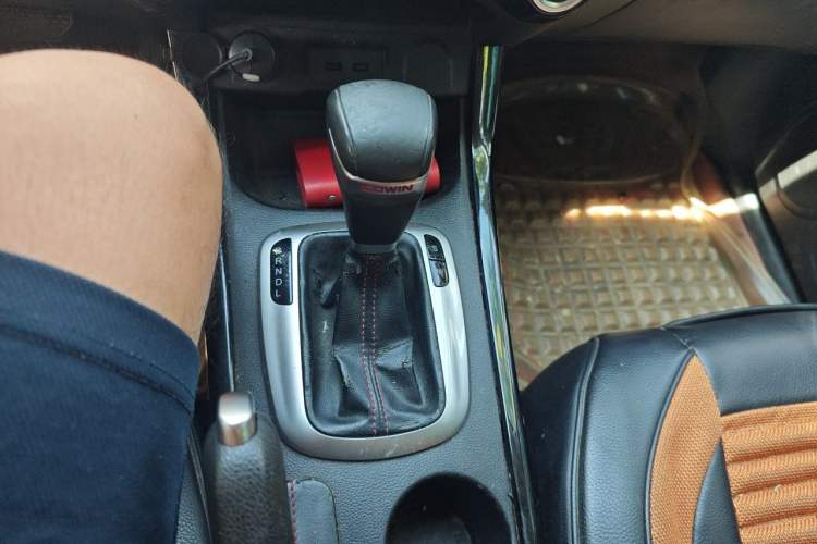 Used Cowin X3 2017 1.6L CVT Enthusiast Edition China V Standard Gear Lever