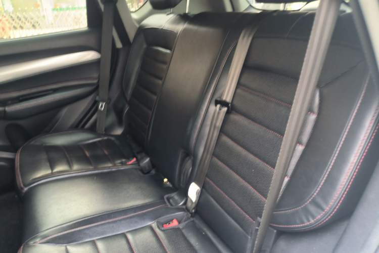 Used Cowin X3 2017 1.6L CVT Luxury Edition China V Standard Left Rear Seat