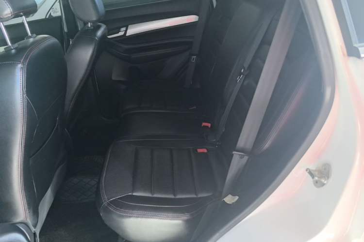 Used Cowin X3 2017 1.6L CVT Enthusiast Edition China V Standard Left Rear Seat