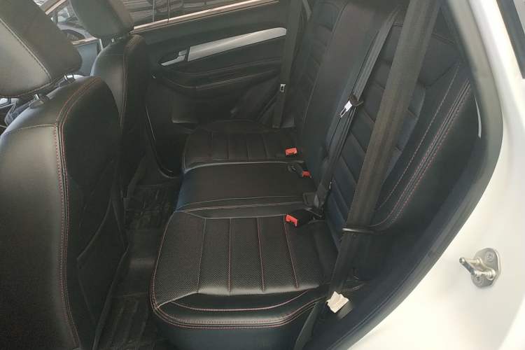 Used Cowin X3 2017 1.6L CVT Enthusiast Edition China V Standard Left Rear Seat
