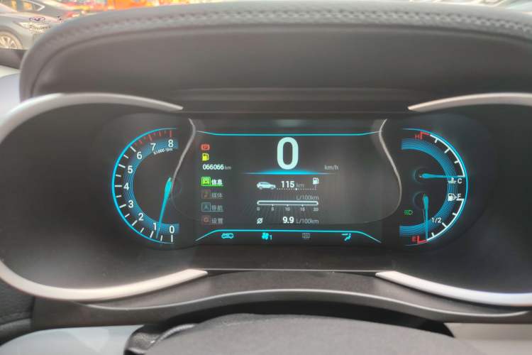 Used Cowin X3 2017 1.6L Manual Enthusiast Edition China V Standard Odometer Close Up